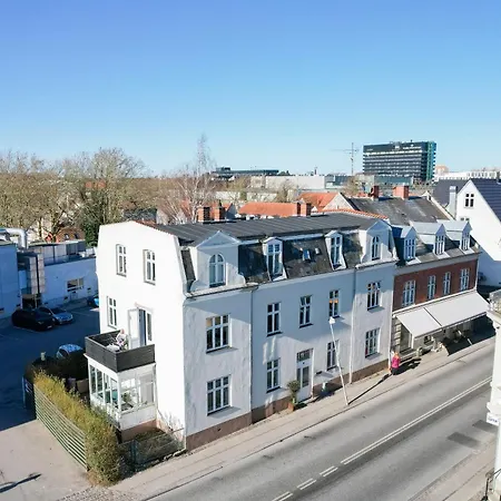 Lyngby * Kongens Lyngby